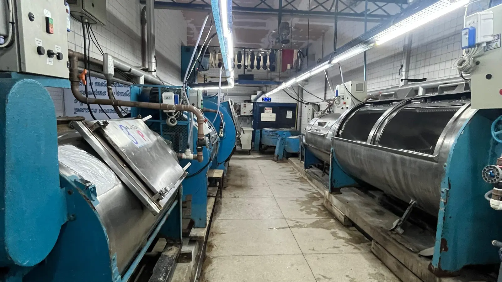 Máquinas de lavagem industrial de grande porte